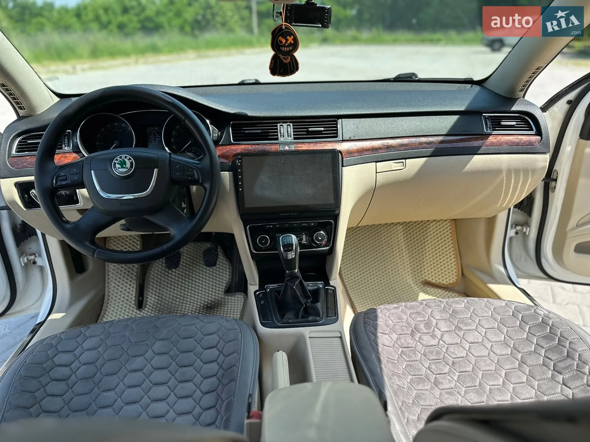 Skoda Superb 2010 VIN TMBCF73T9A9031691 фото оголошення 18 з 26