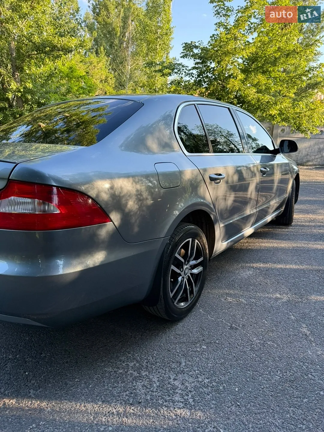 2011 Skoda Superb - мініатюра 7