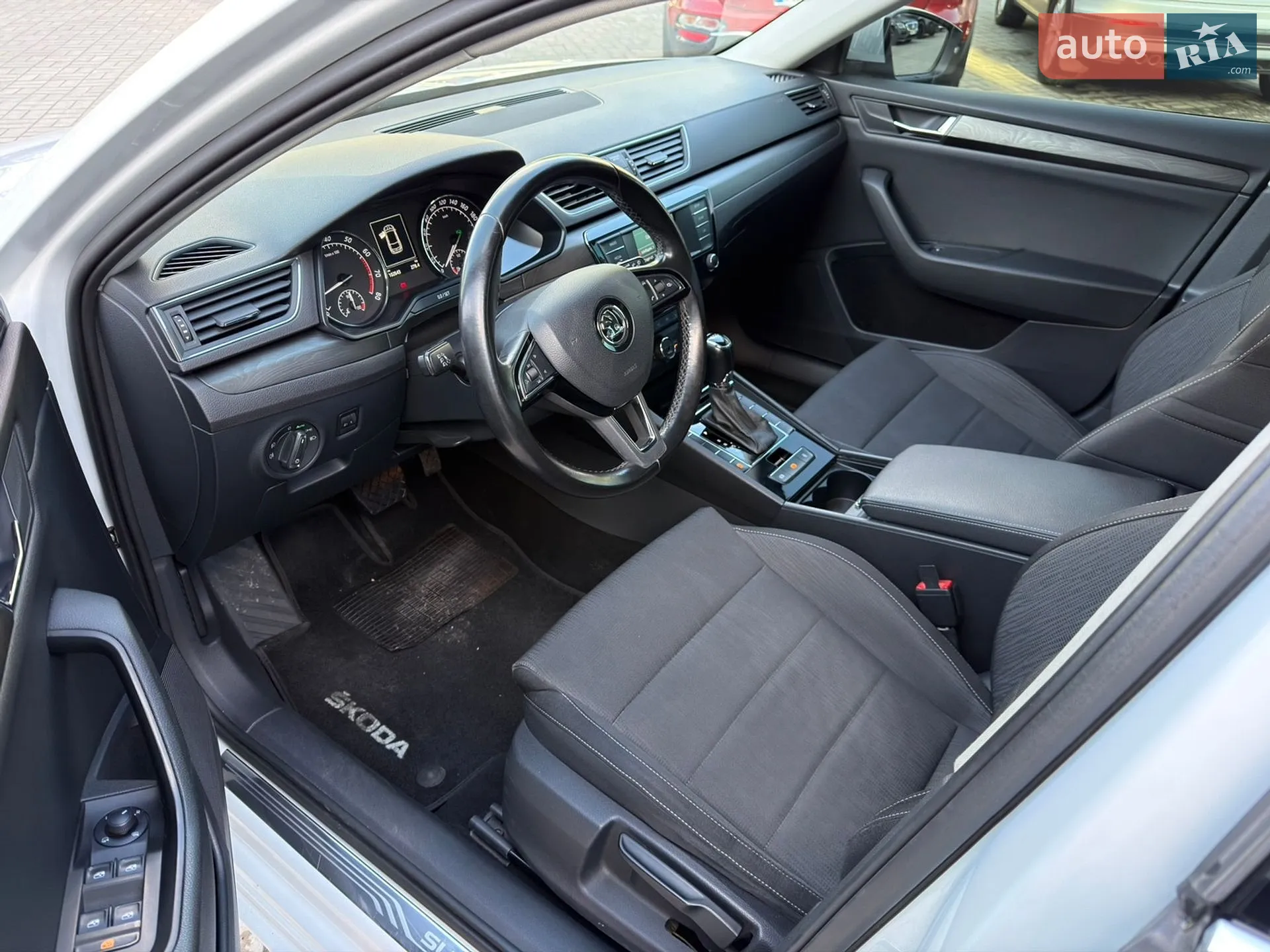 2016 Skoda Superb - мініатюра 30