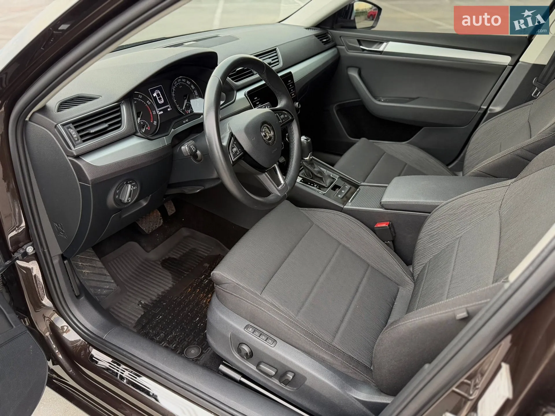 2018 Skoda Superb - мініатюра 19
