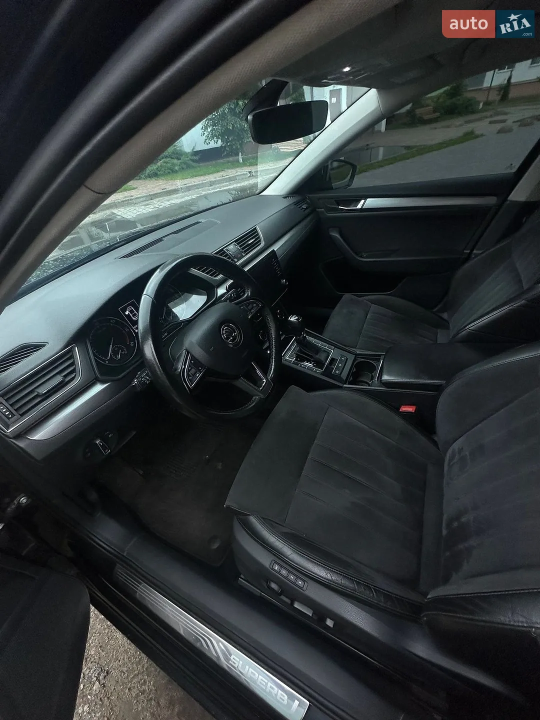 2017 Skoda Superb - мініатюра 10