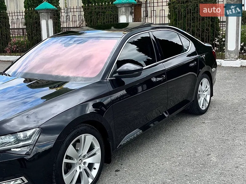 Skoda Superb 2022 VIN TMBAH7NP7N7010406 фото оголошення 14 з 78