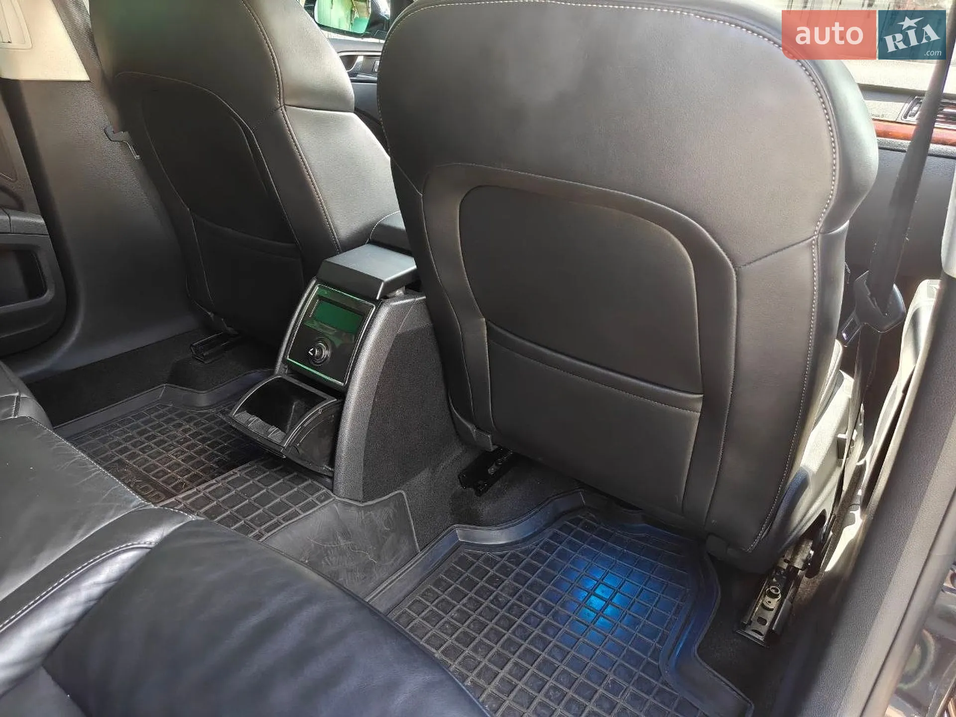 2010 Skoda Superb - мініатюра 43