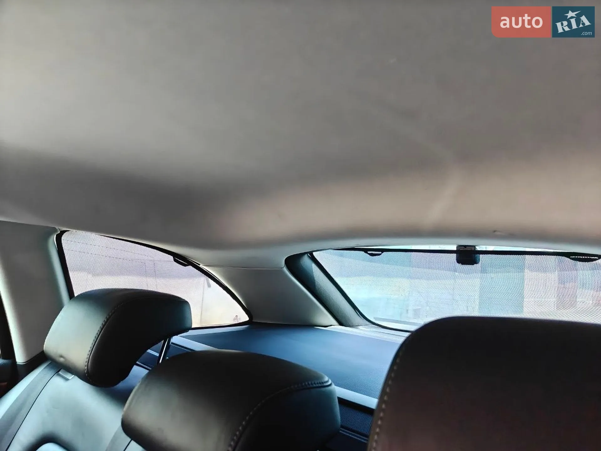 2010 Skoda Superb - мініатюра 48
