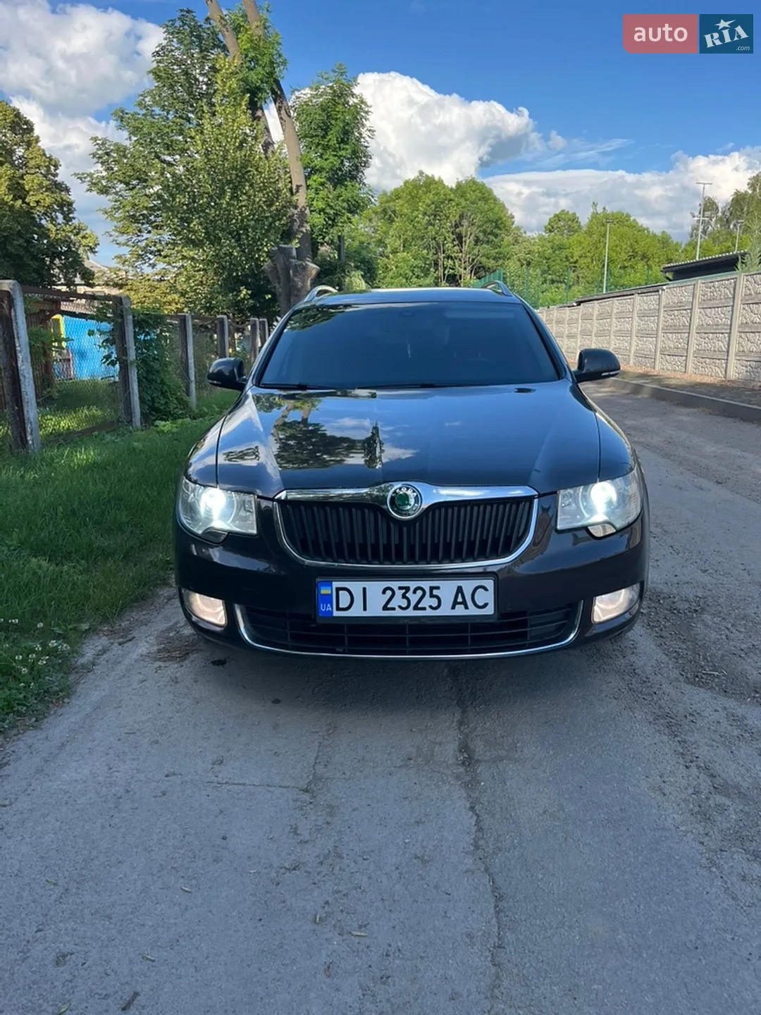 2011 Skoda Superb - мініатюра 13