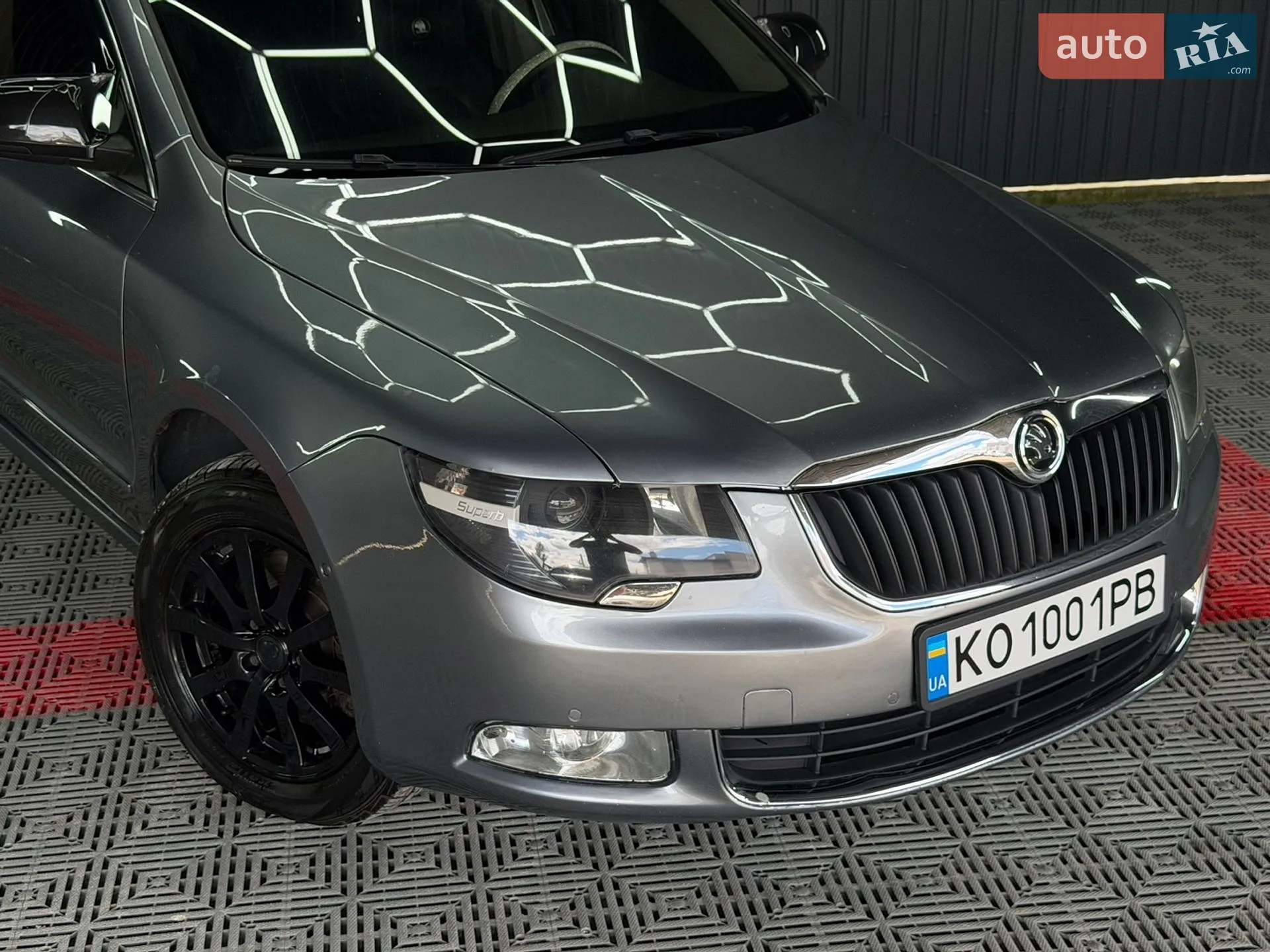 2010 Skoda Superb - мініатюра 4