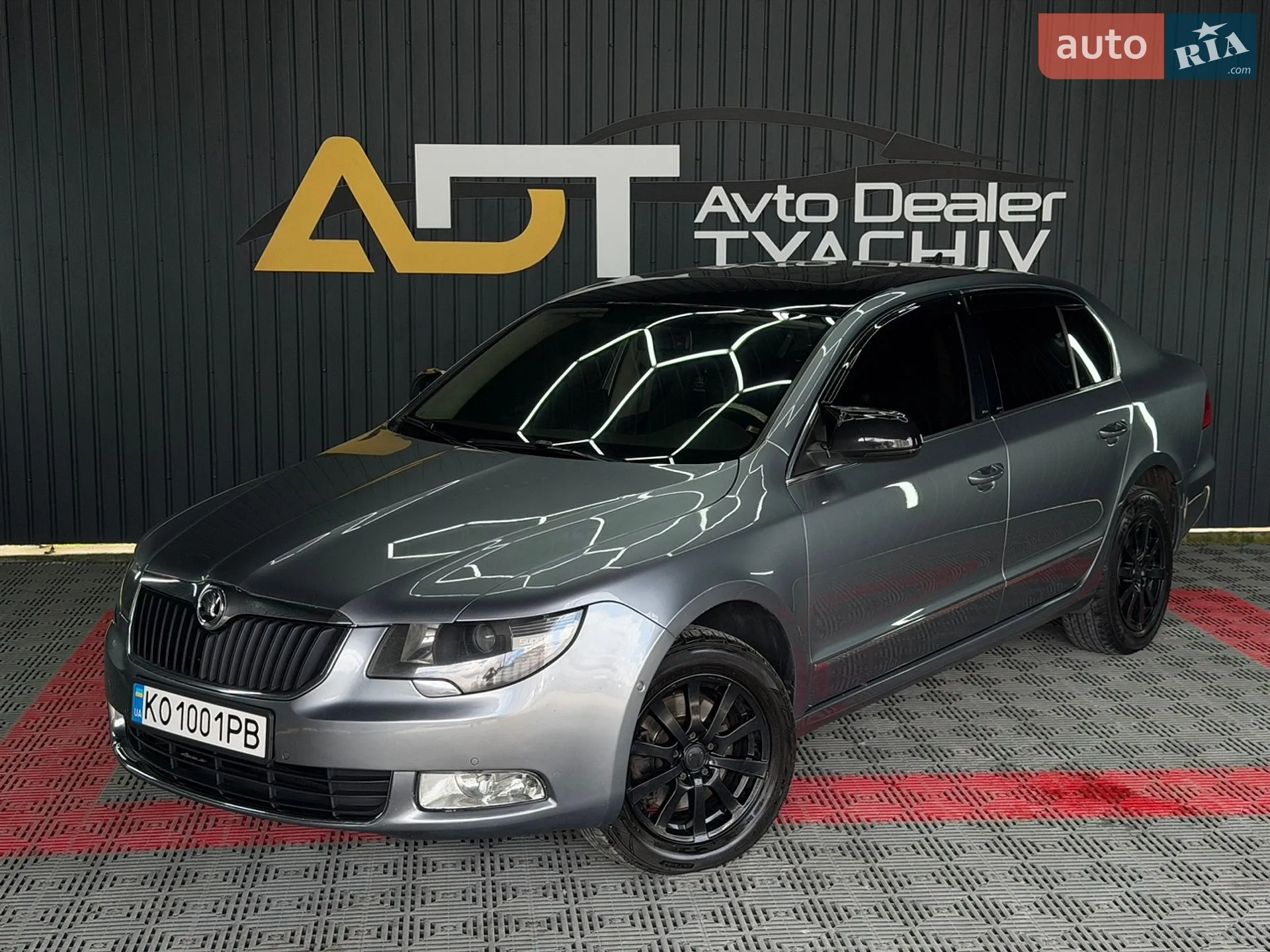 2010 Skoda Superb - мініатюра 9