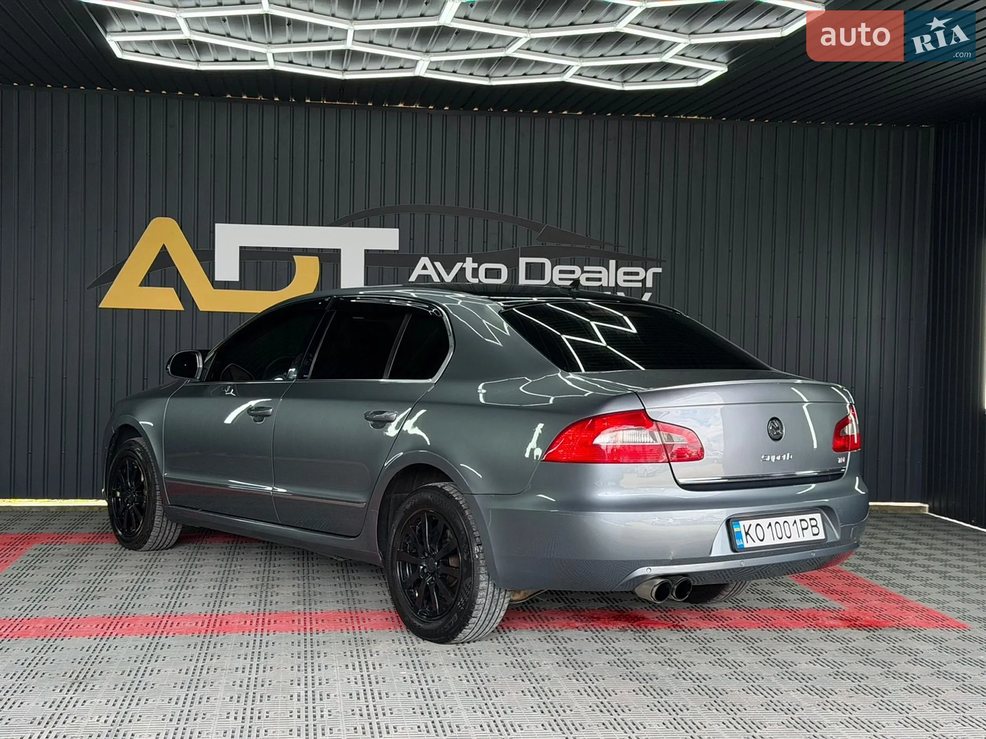 2010 Skoda Superb - мініатюра 24