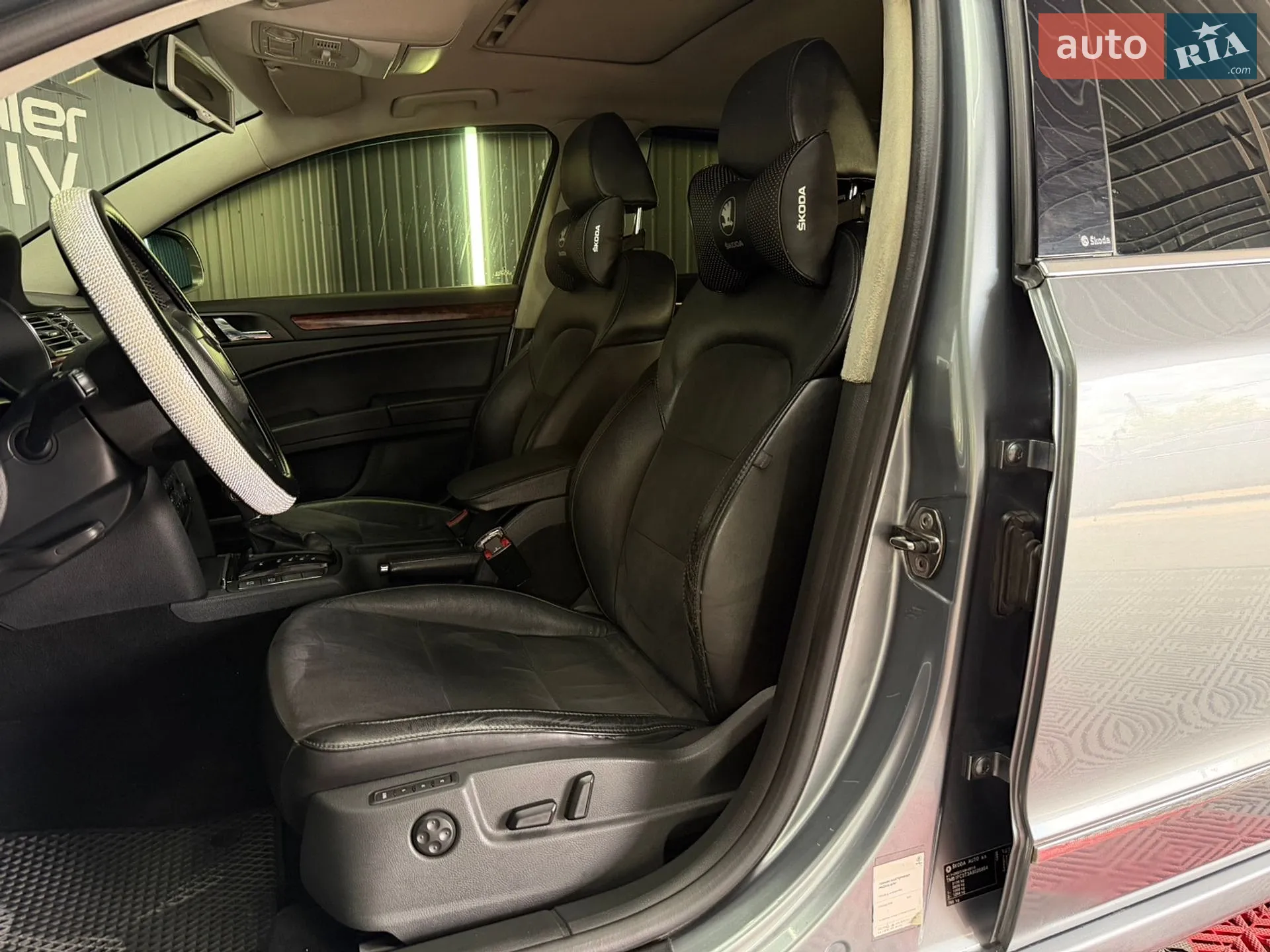 2010 Skoda Superb - мініатюра 35