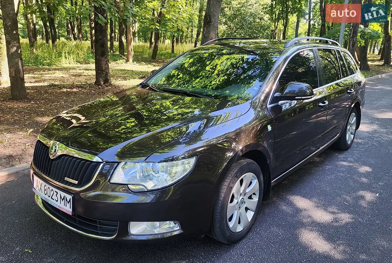 2011 Skoda Superb - мініатюра 16