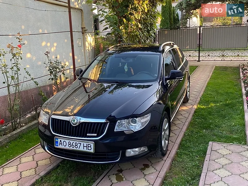 Skoda Superb 2012