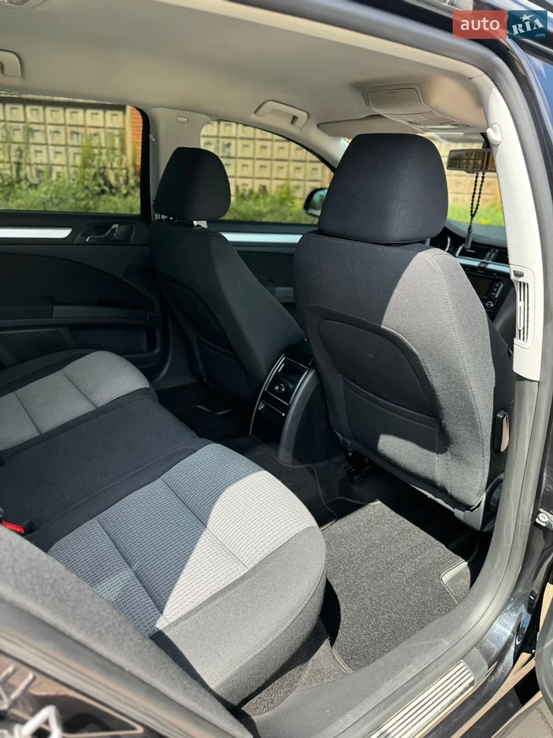 2013 Skoda Superb - мініатюра 14