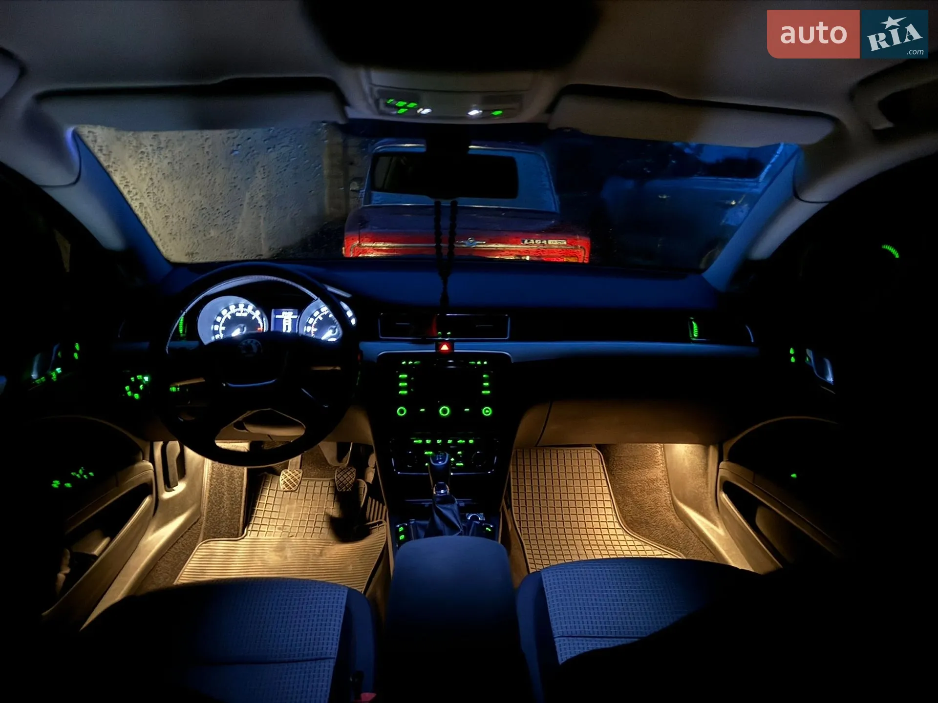 2013 Skoda Superb - мініатюра 18