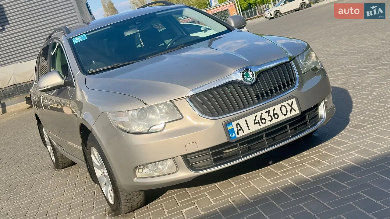 2011 Skoda Superb - мініатюра 23