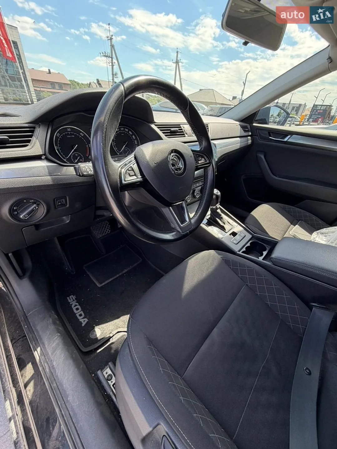 2016 Skoda Superb - мініатюра 12