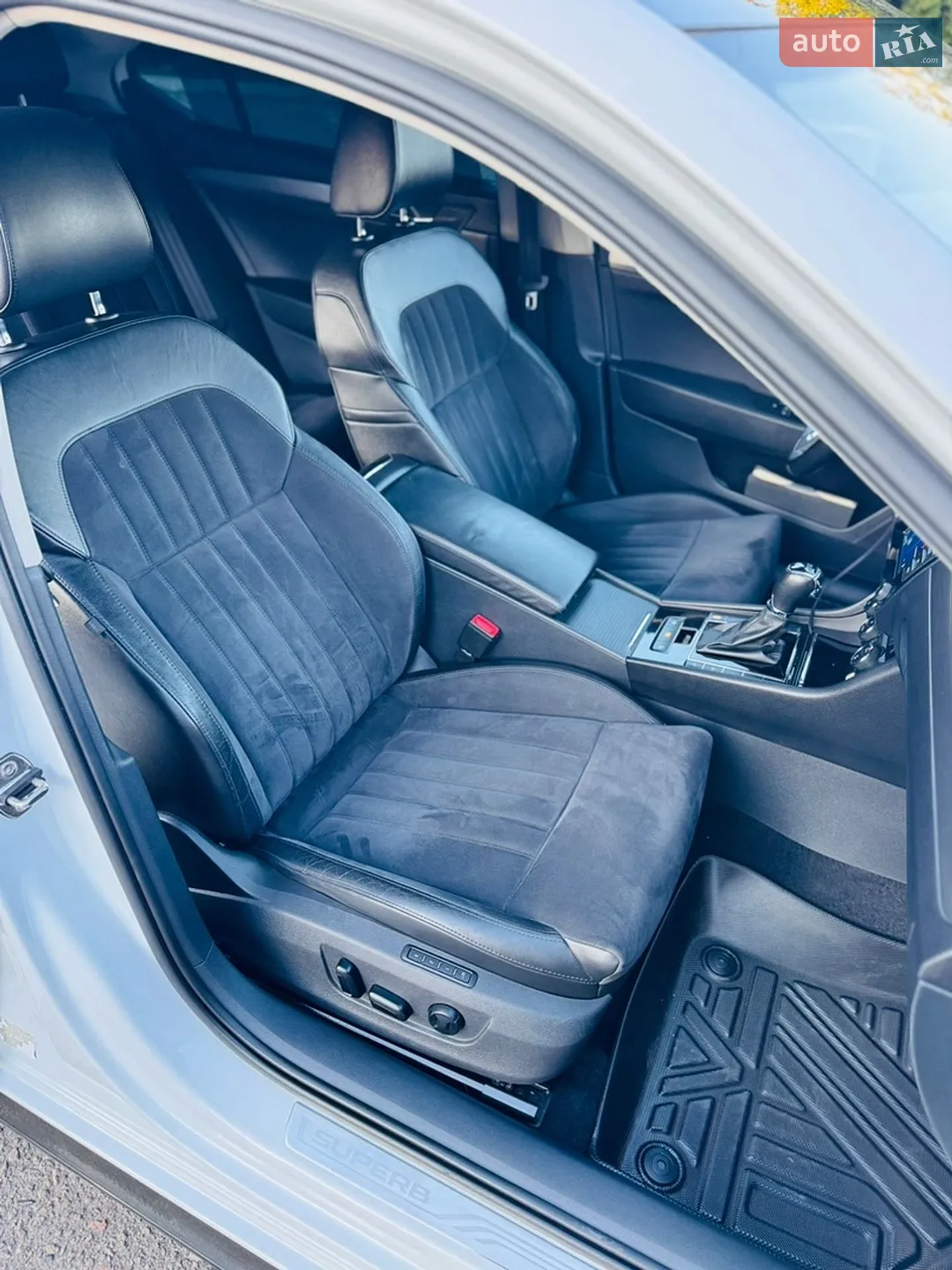 2016 Skoda Superb - мініатюра 10