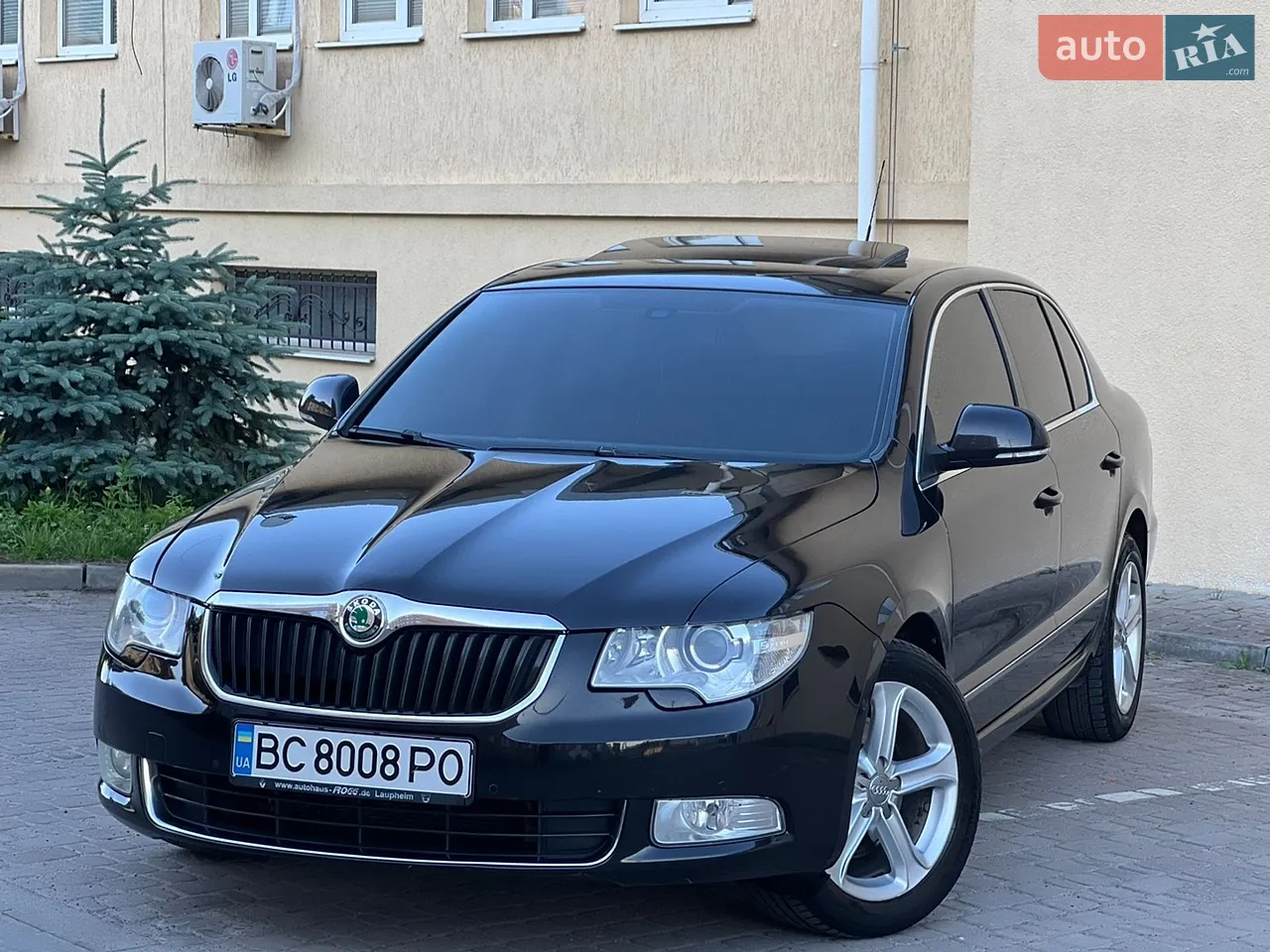 2010 Skoda Superb - мініатюра 25