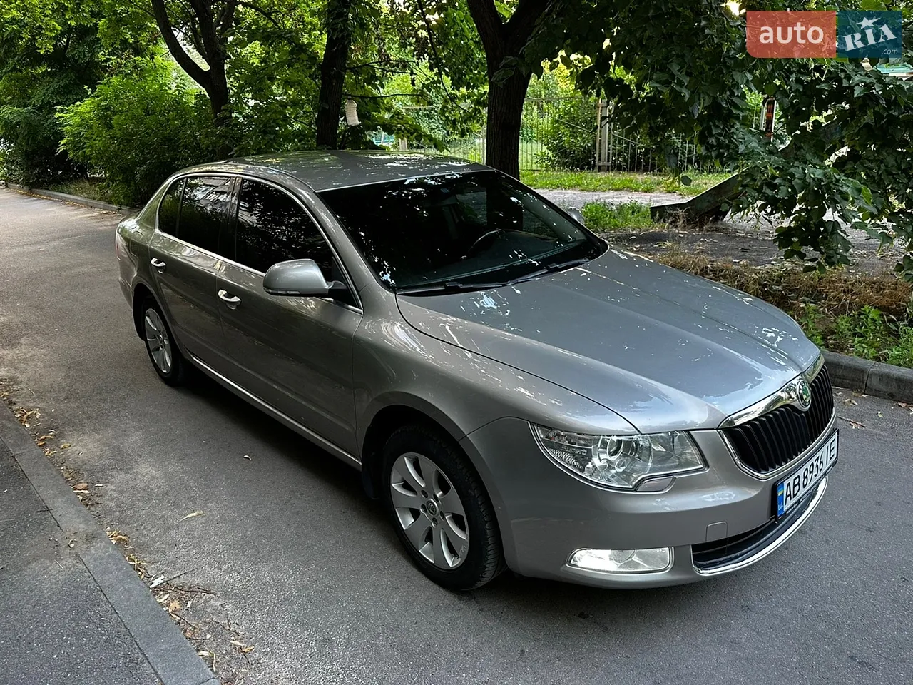2013 Skoda Superb - мініатюра 16