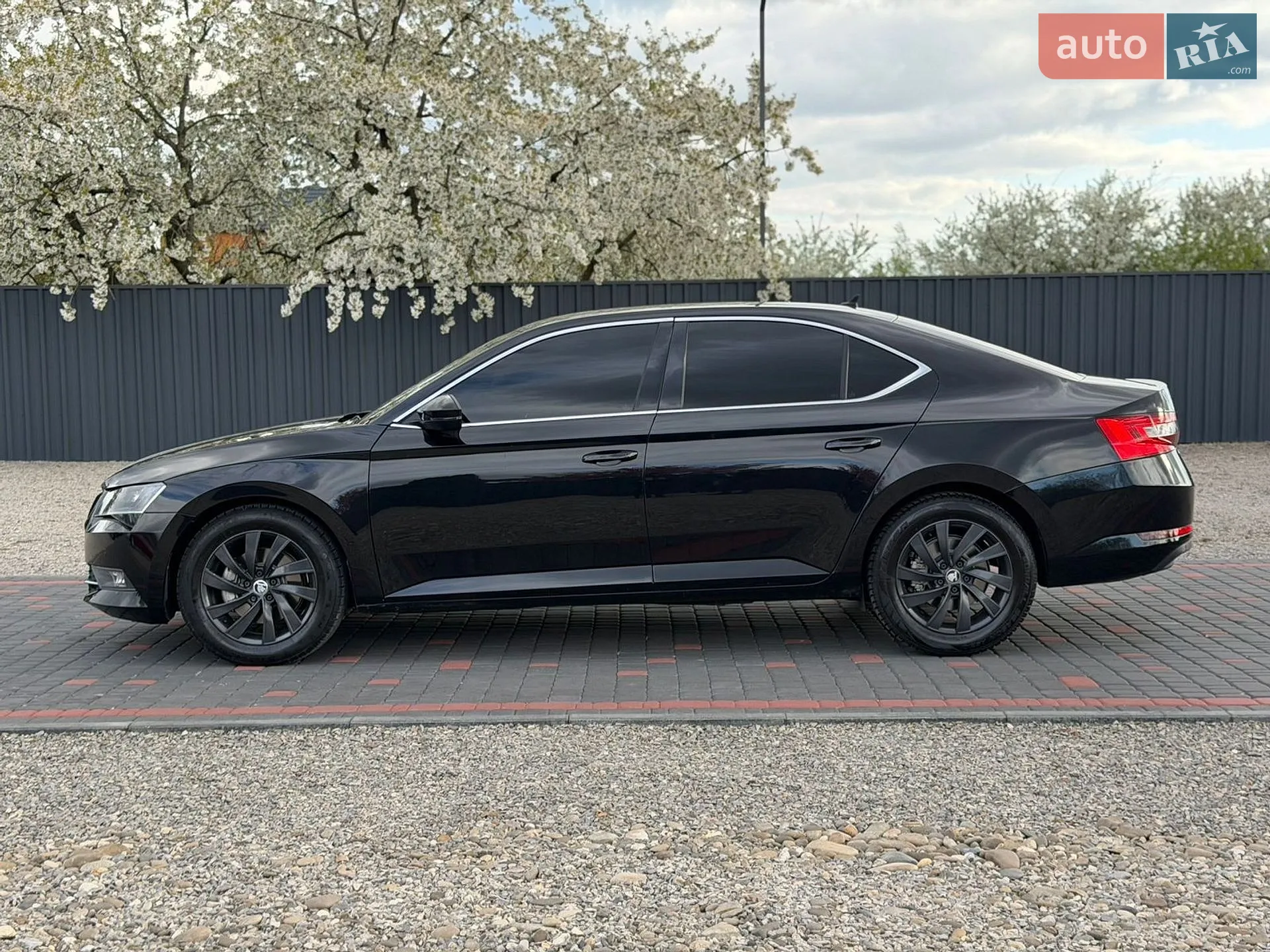 2015 Skoda Superb - мініатюра 8