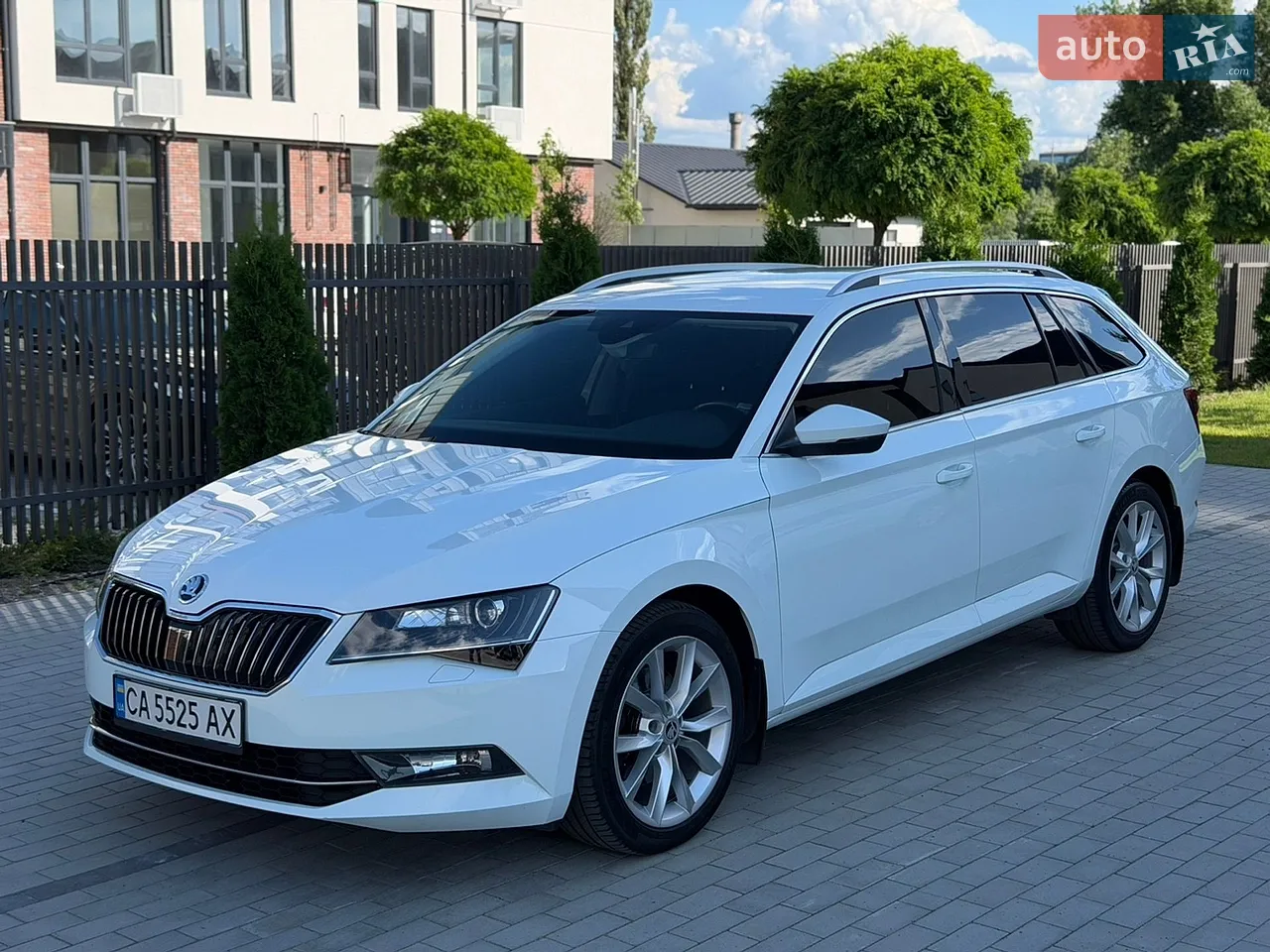 2016 Skoda Superb - мініатюра 27