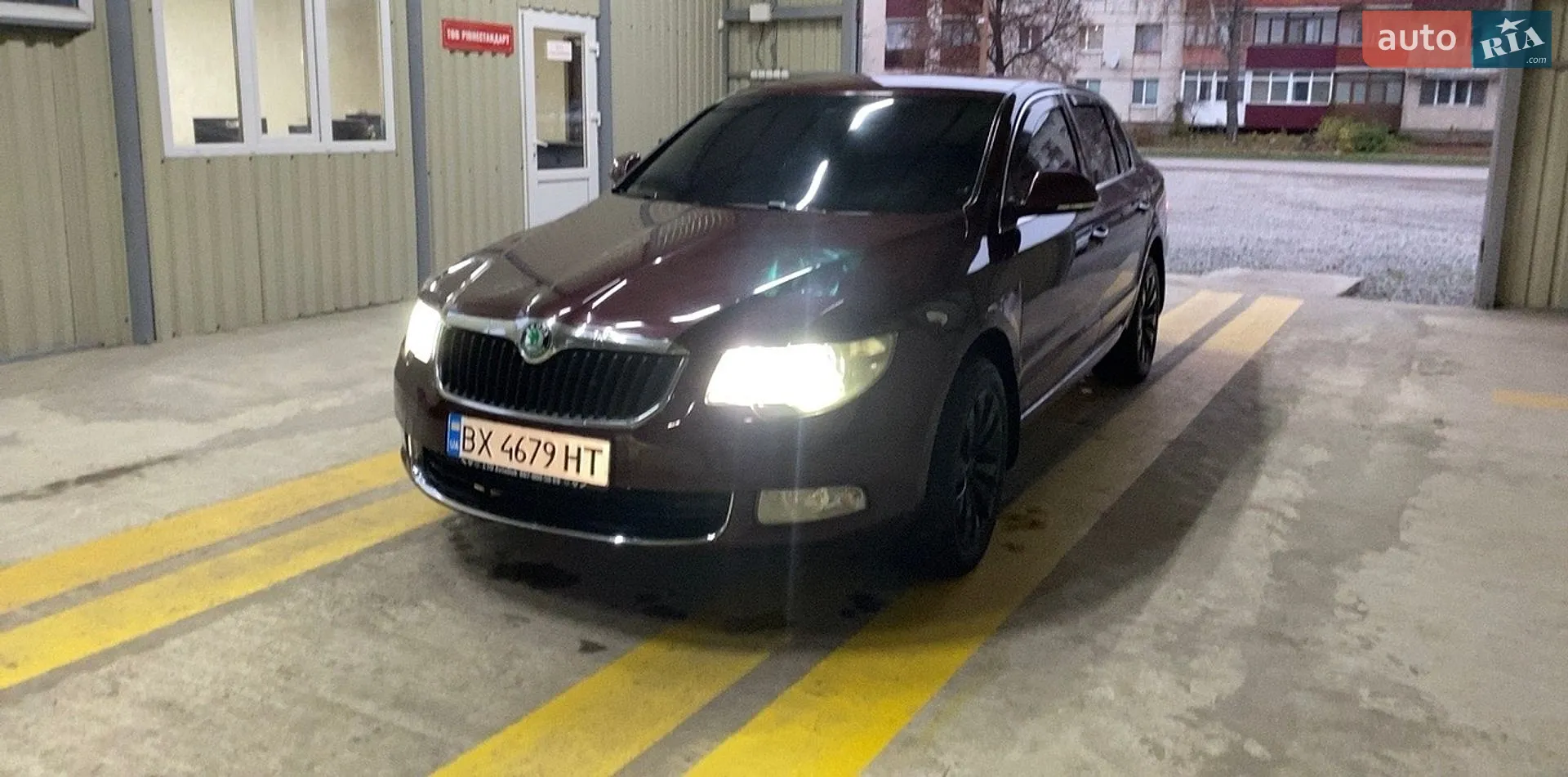 2012 Skoda Superb - мініатюра 4