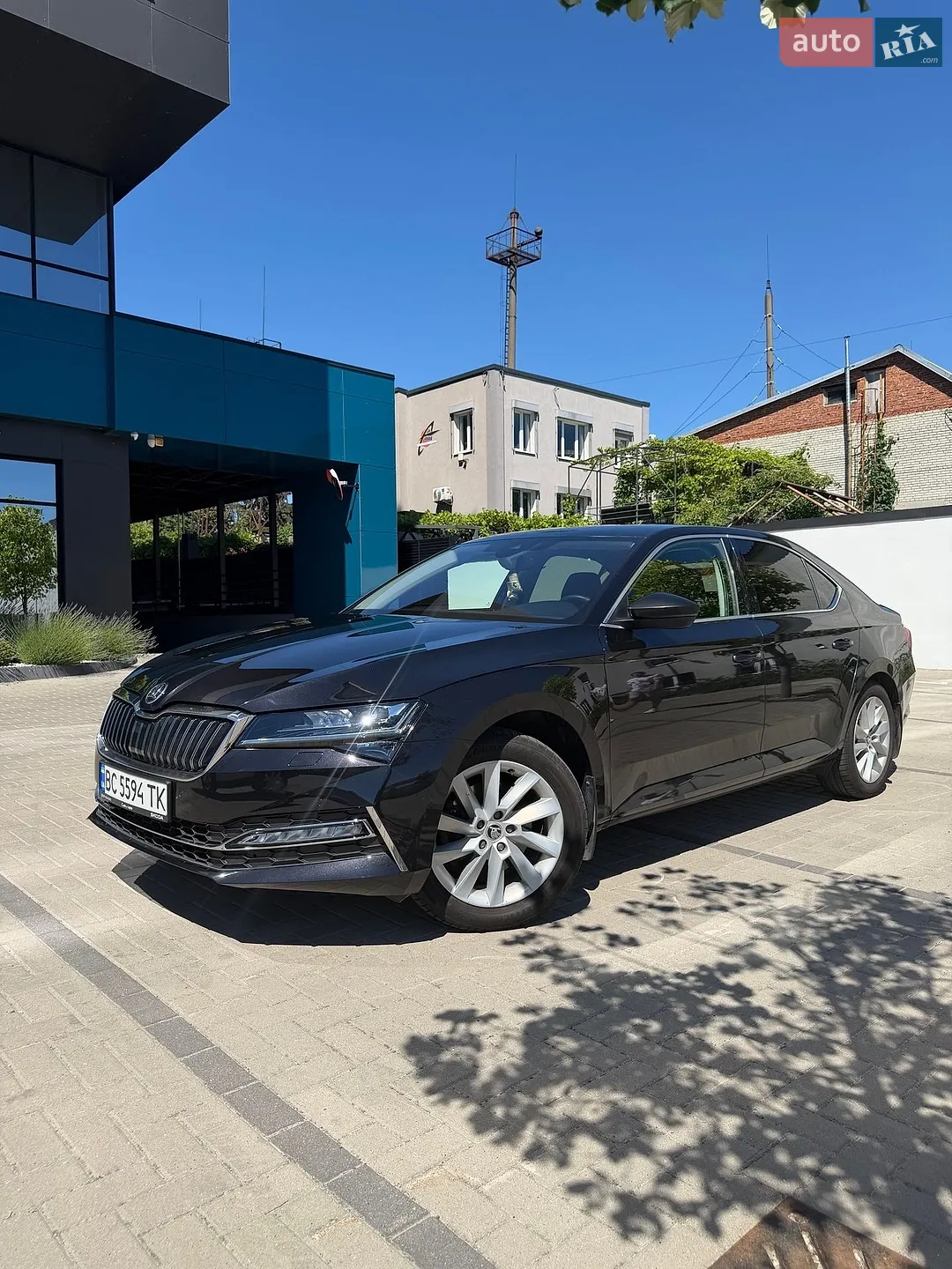 2019 Skoda Superb - мініатюра 3