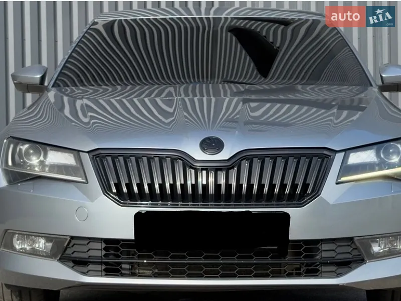 Skoda Superb 2015 VIN TMBAL8NP2GB300184 фото оголошення 14 з 49