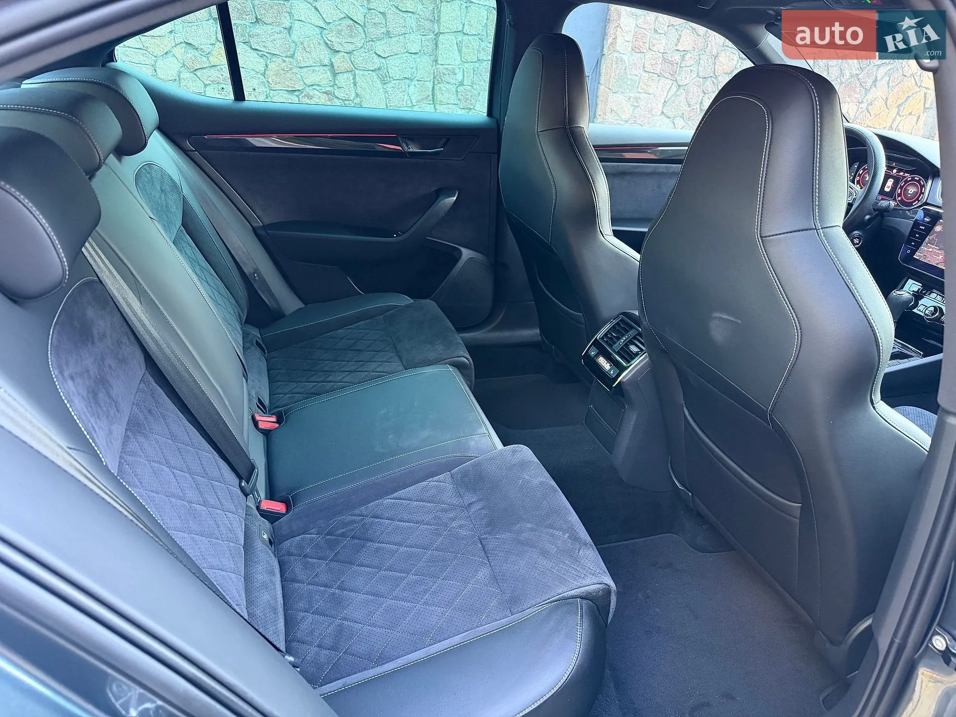 2019 Skoda Superb - мініатюра 15