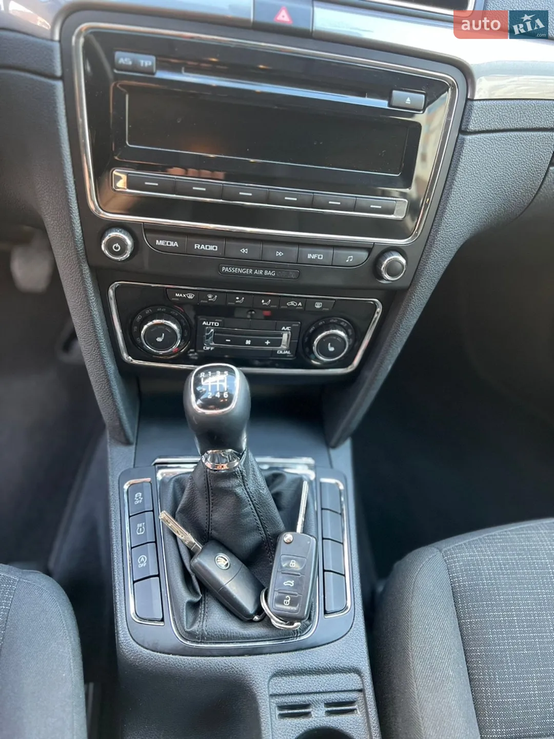 2015 Skoda Superb - мініатюра 8