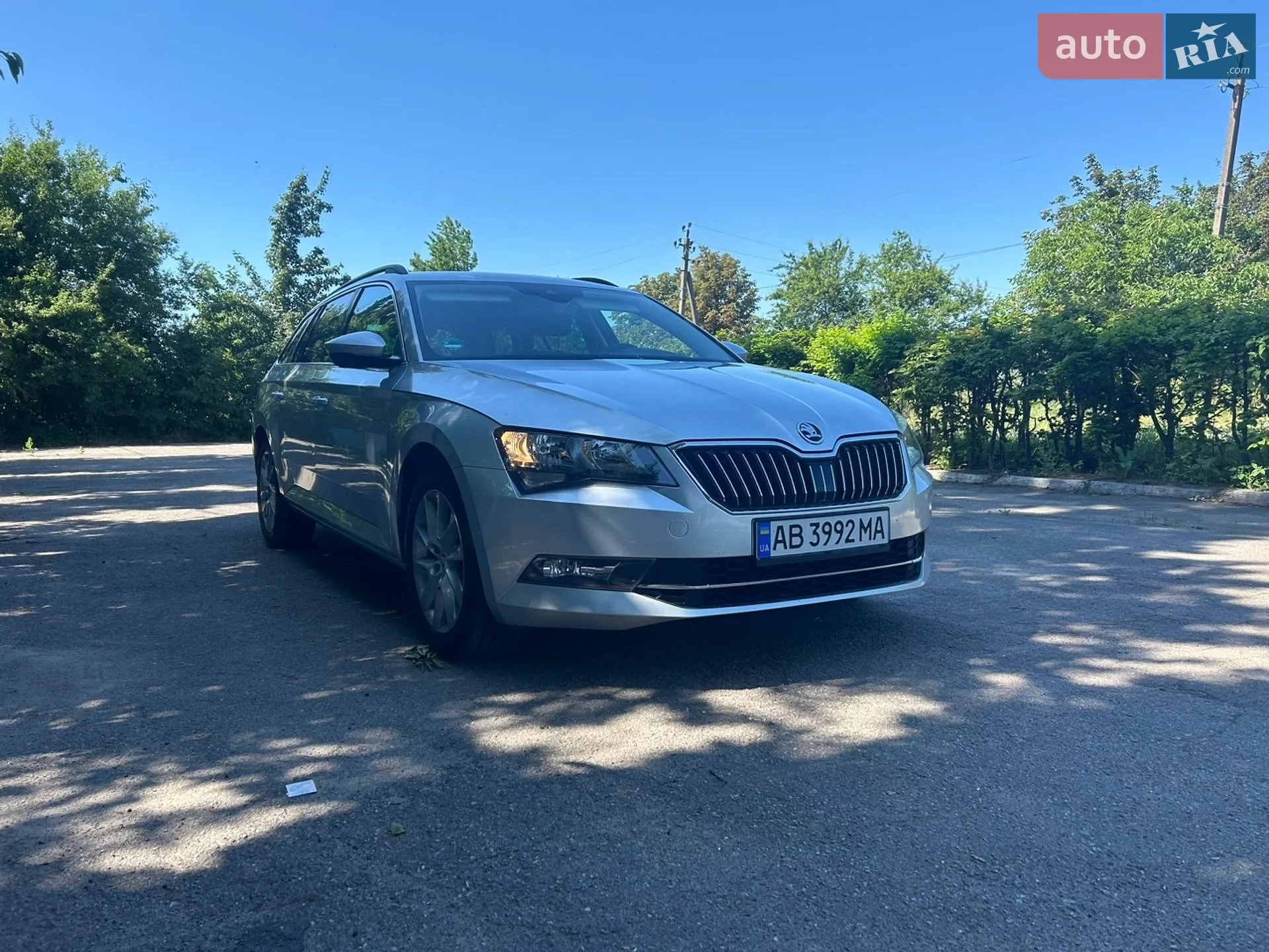 Skoda Superb 2017 VIN TMBJH7NP9H7551106 фото оголошення 2 з 26
