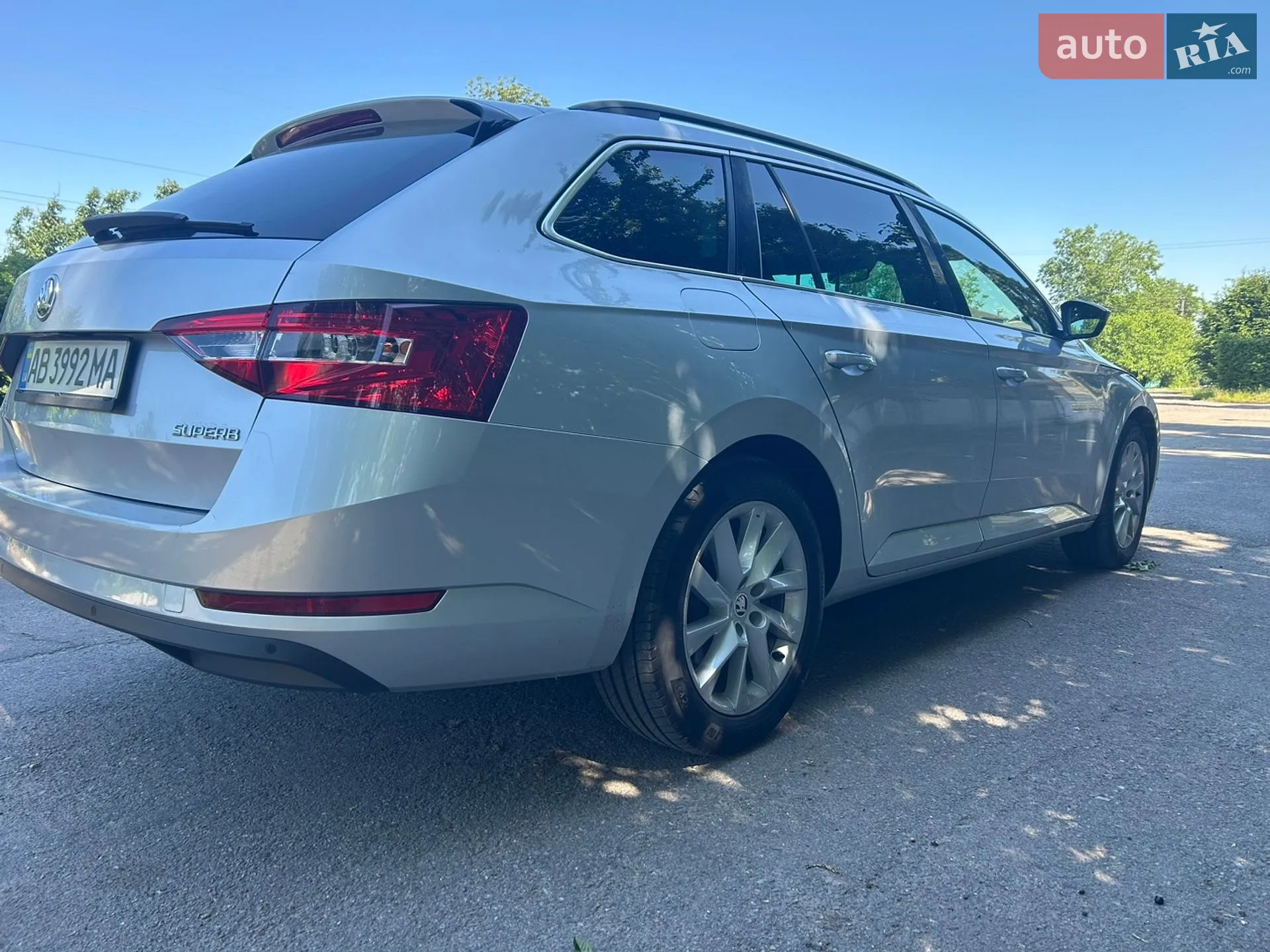 Skoda Superb 2017 VIN TMBJH7NP9H7551106 фото оголошення 6 з 26