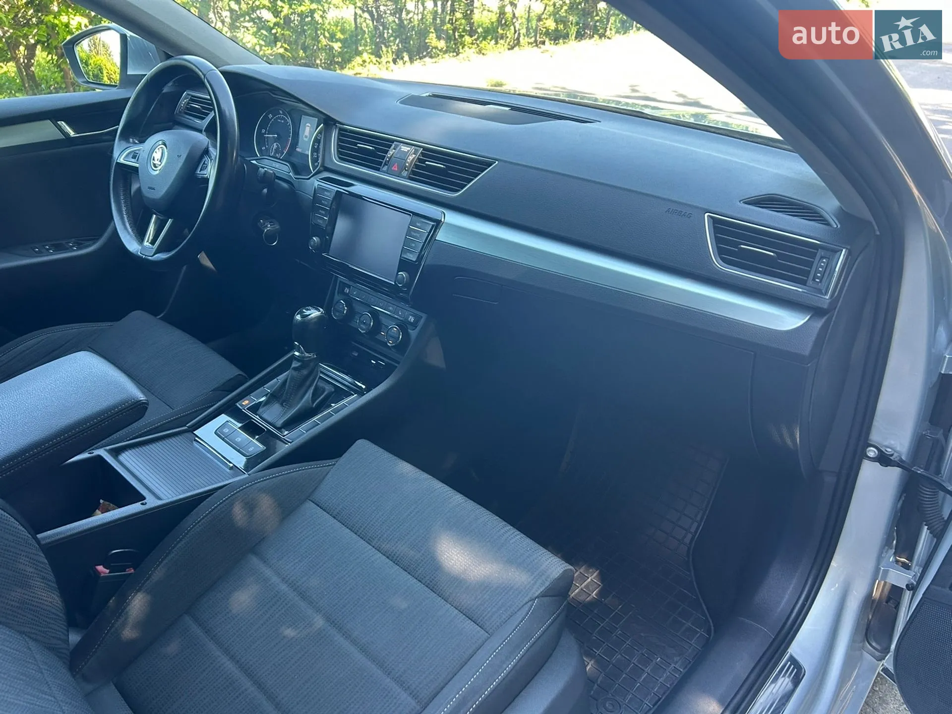 Skoda Superb 2017 VIN TMBJH7NP9H7551106 фото оголошення 11 з 26
