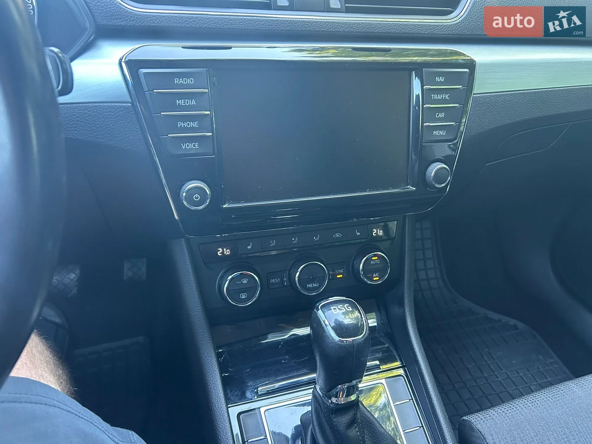 Skoda Superb 2017 VIN TMBJH7NP9H7551106 фото оголошення 14 з 26