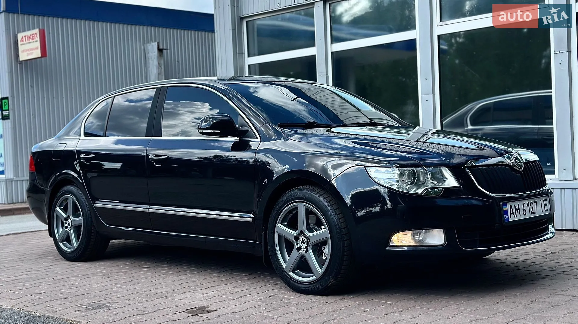 2011 Skoda Superb - мініатюра 14