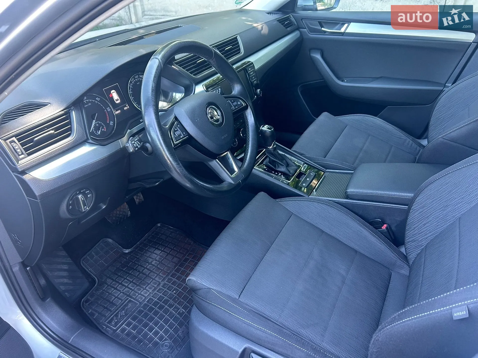Skoda Superb 2017 VIN TMBJH7NP9H7551106 фото оголошення 22 з 26