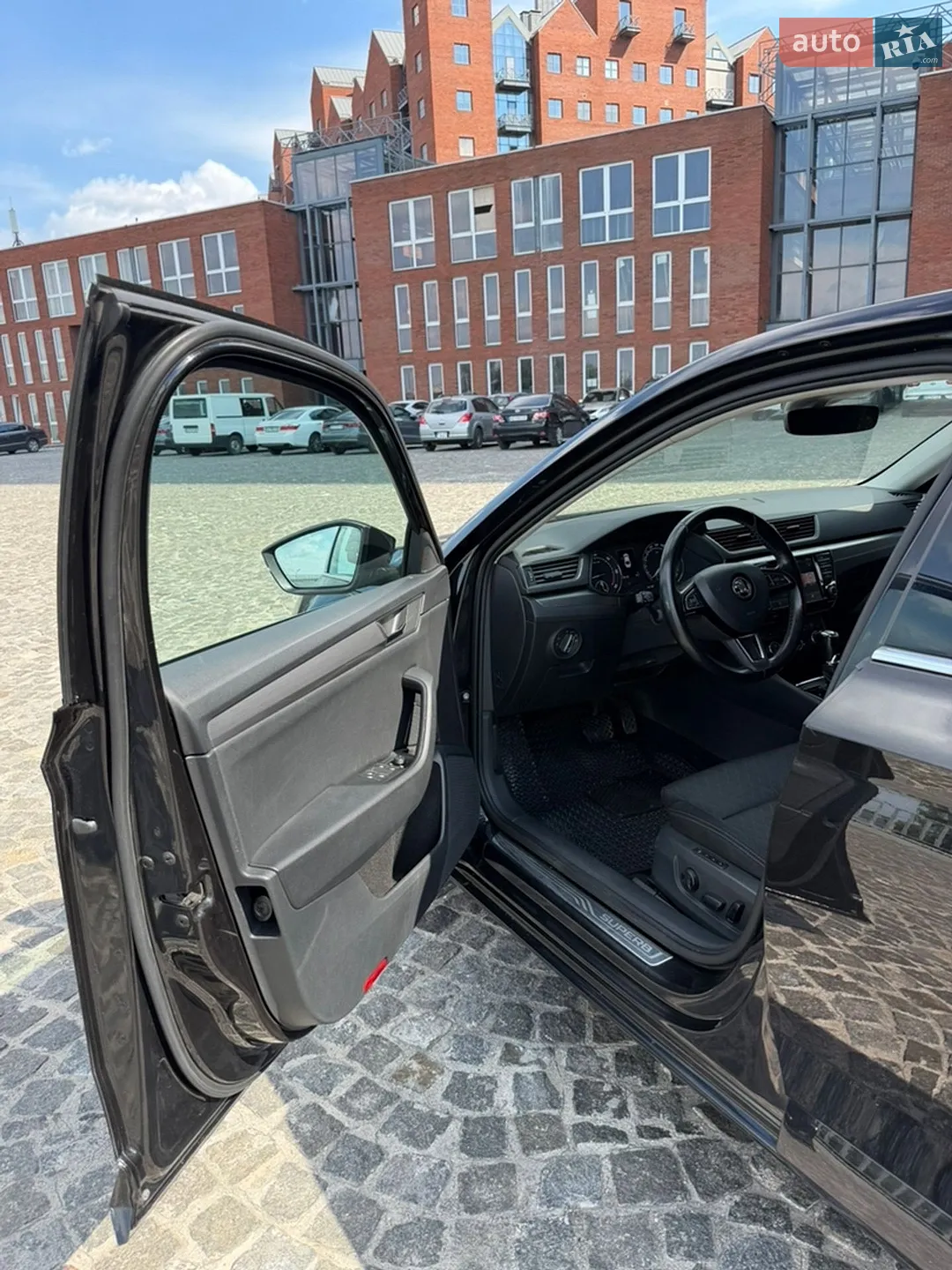 2017 Skoda Superb - мініатюра 4