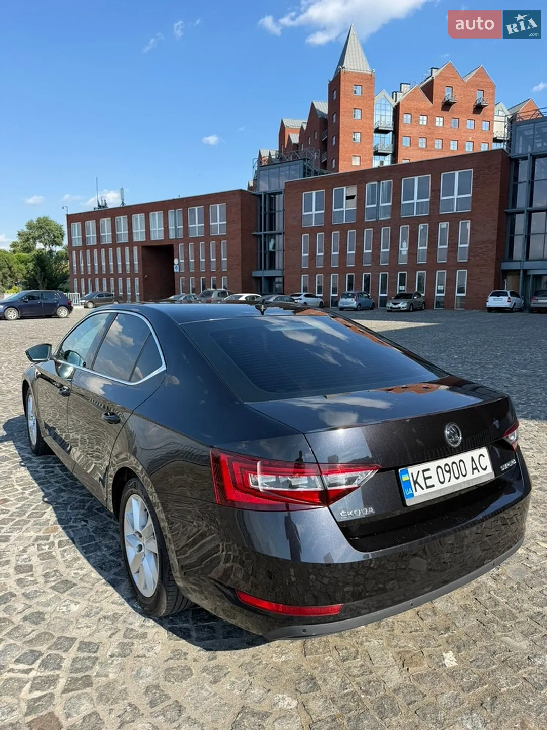 2017 Skoda Superb - мініатюра 16
