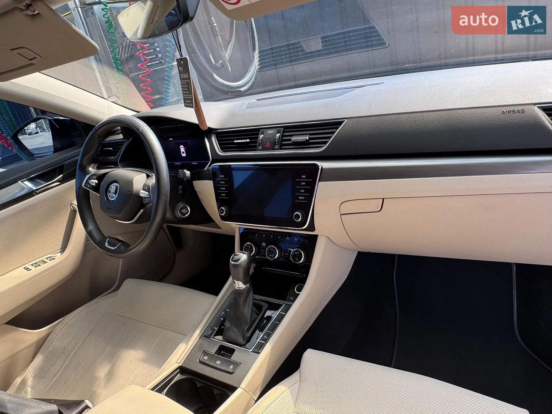 2021 Skoda Superb - мініатюра 17