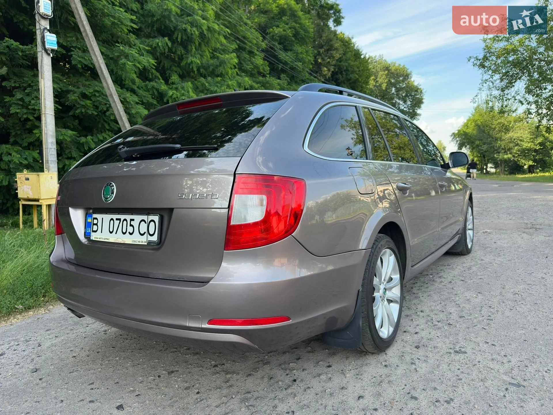 2011 Skoda Superb - мініатюра 12