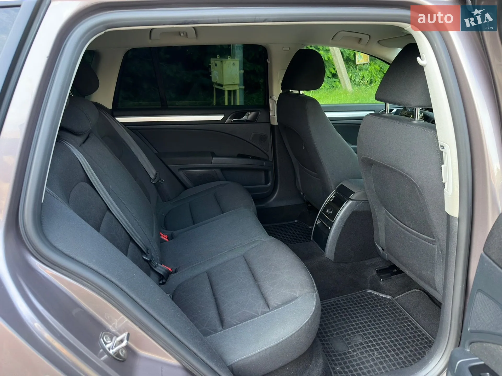 2011 Skoda Superb - мініатюра 19
