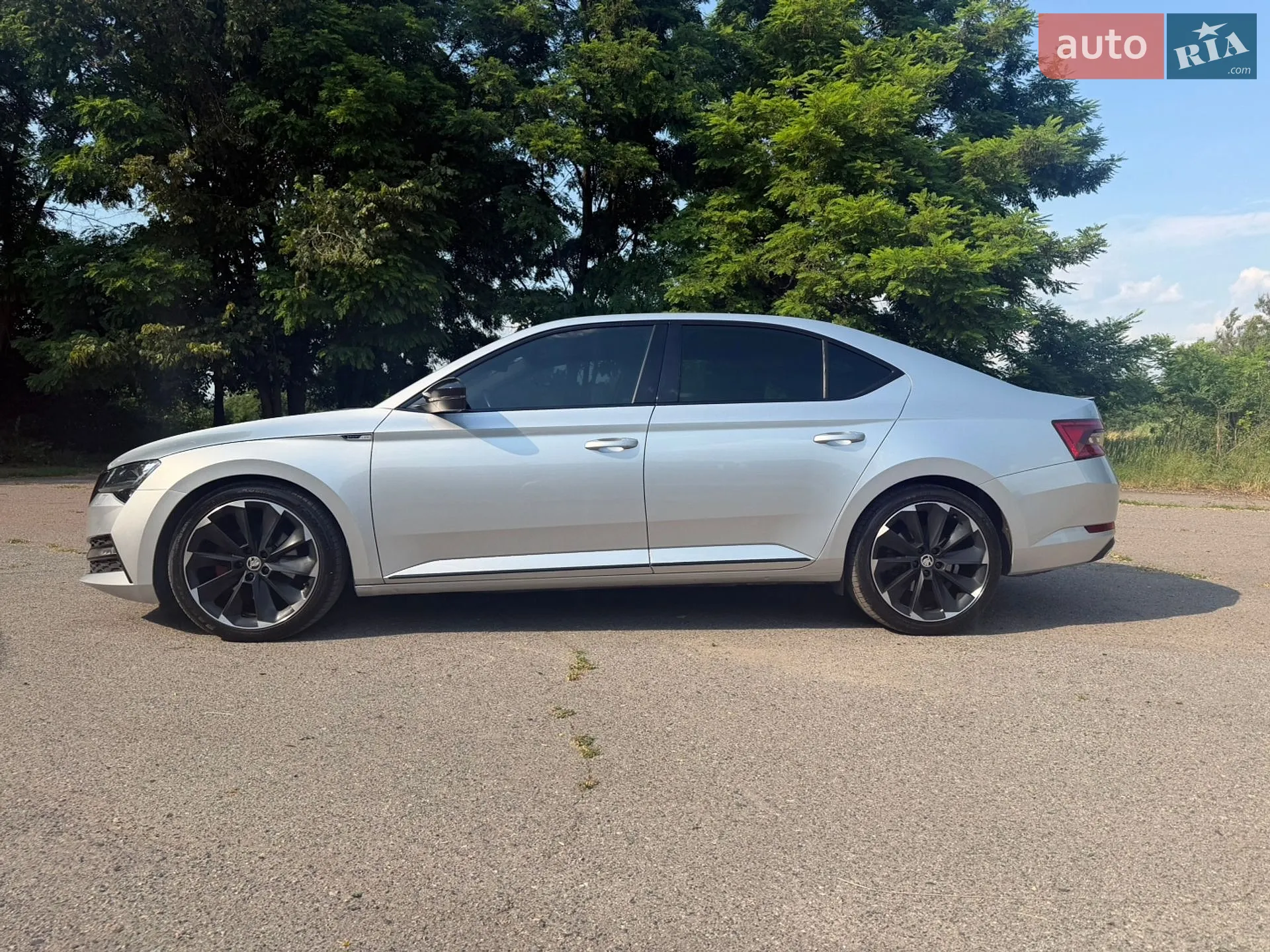 2019 Skoda Superb - мініатюра 3
