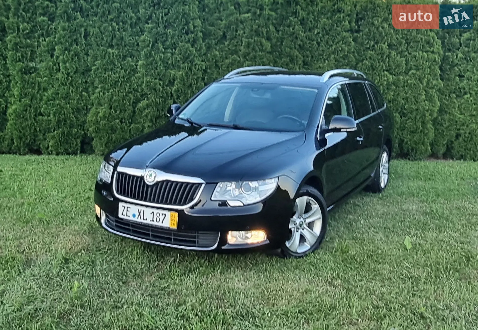 2011 Skoda Superb - мініатюра 12
