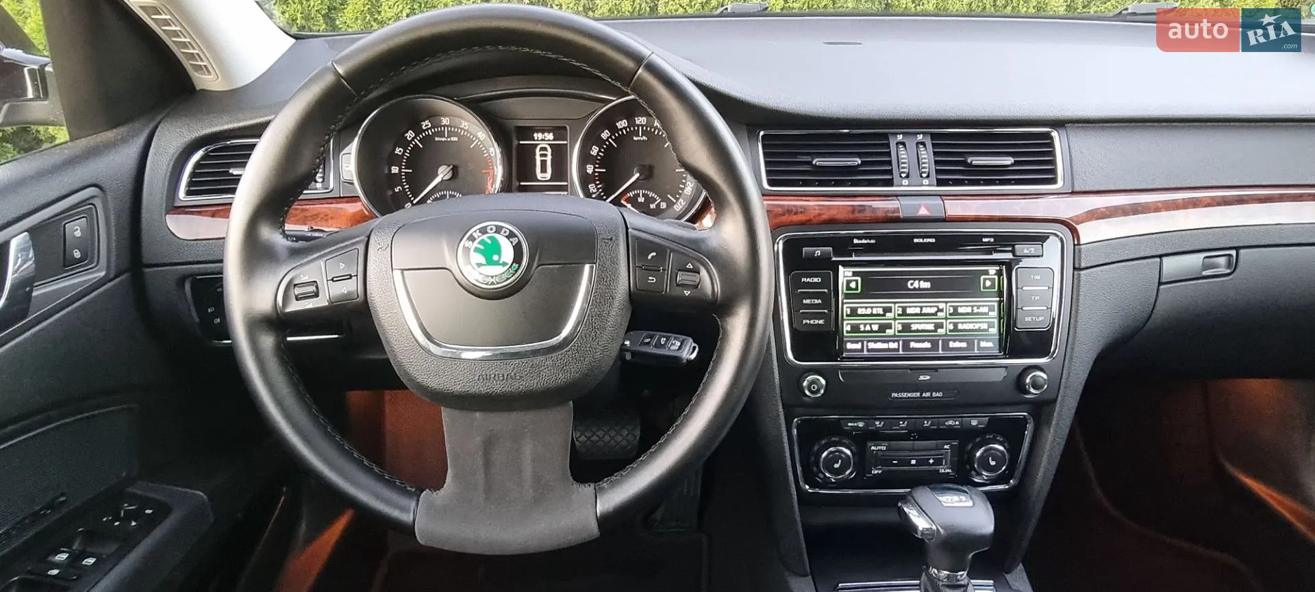 2011 Skoda Superb - мініатюра 50