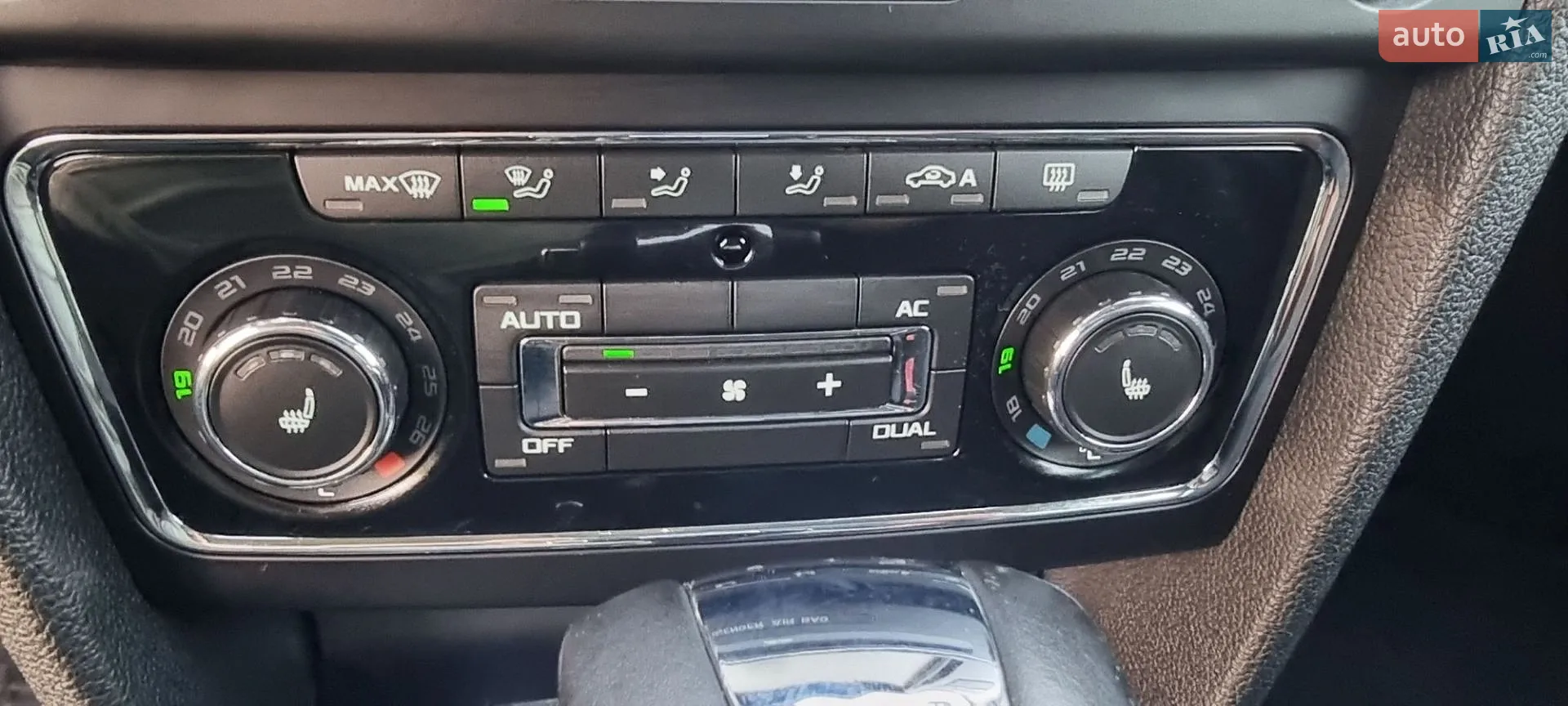 2011 Skoda Superb - мініатюра 57