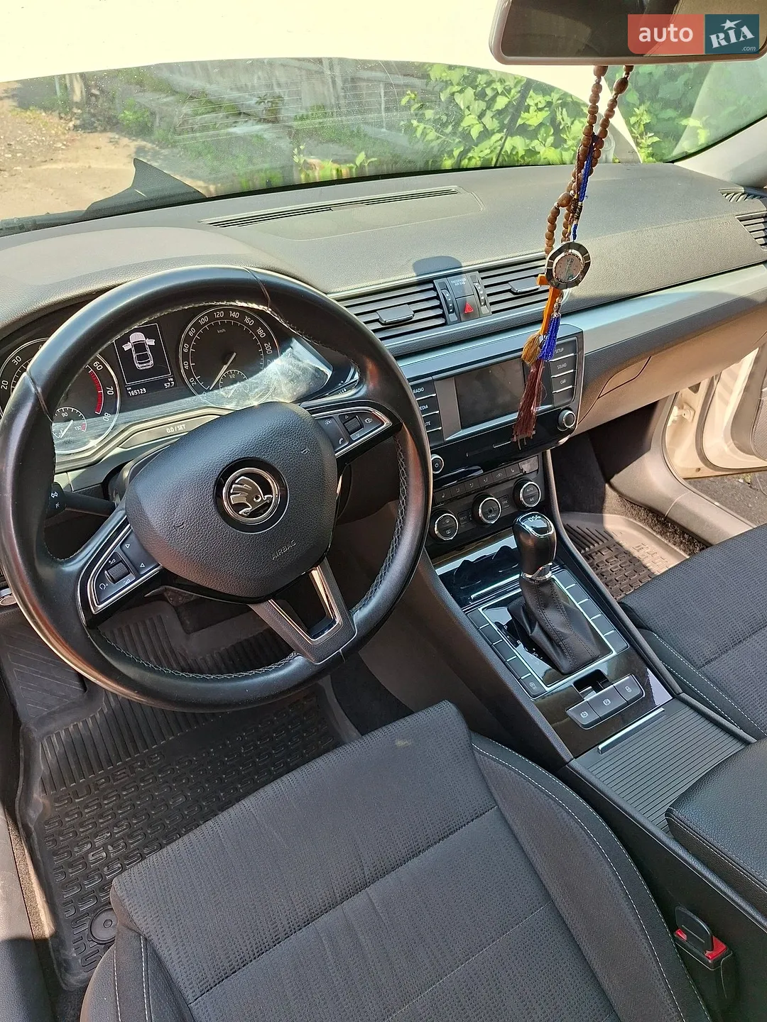 2015 Skoda Superb - мініатюра 11
