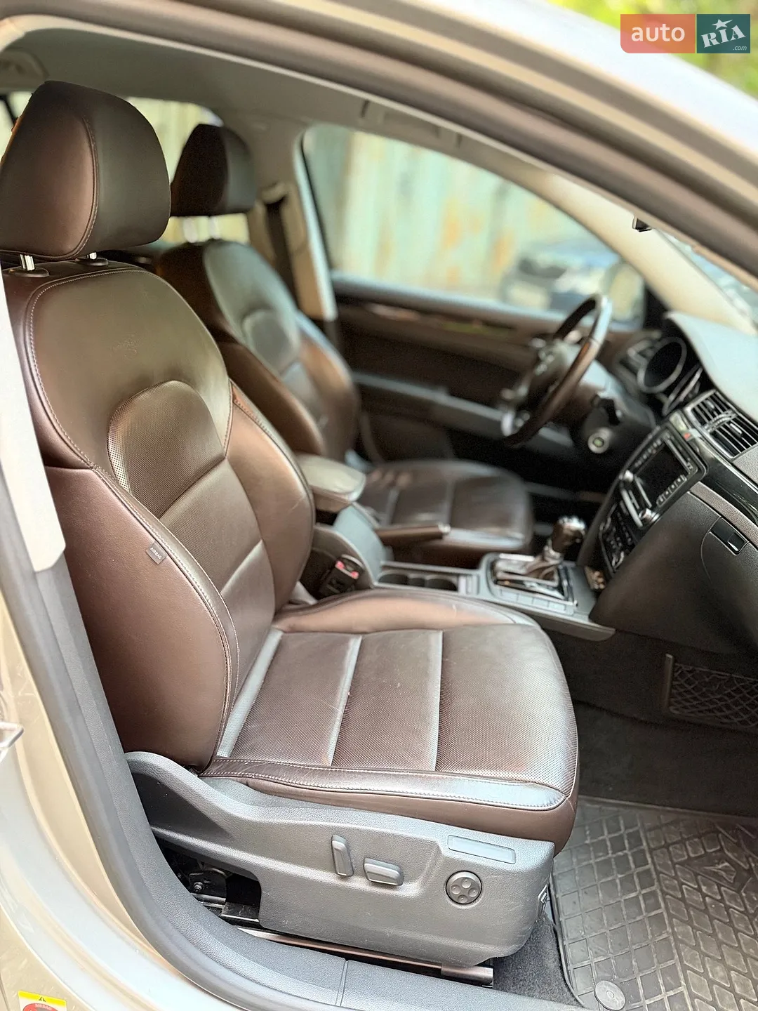 2014 Skoda Superb - фото 1