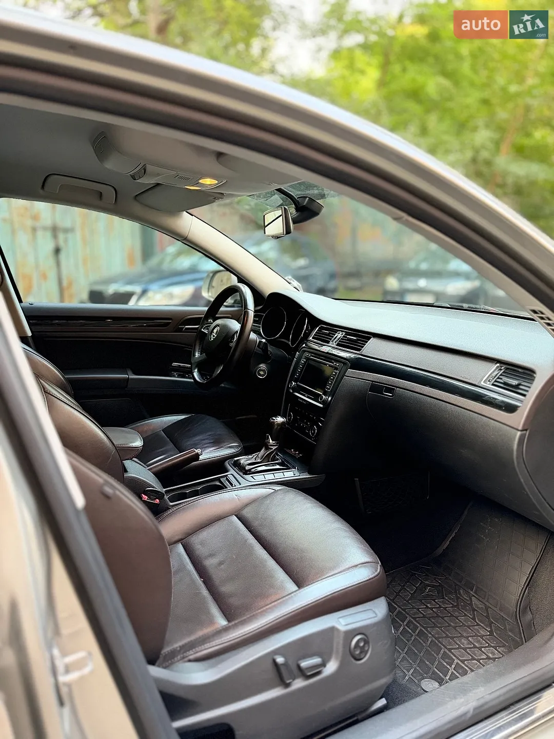 2014 Skoda Superb - мініатюра 28
