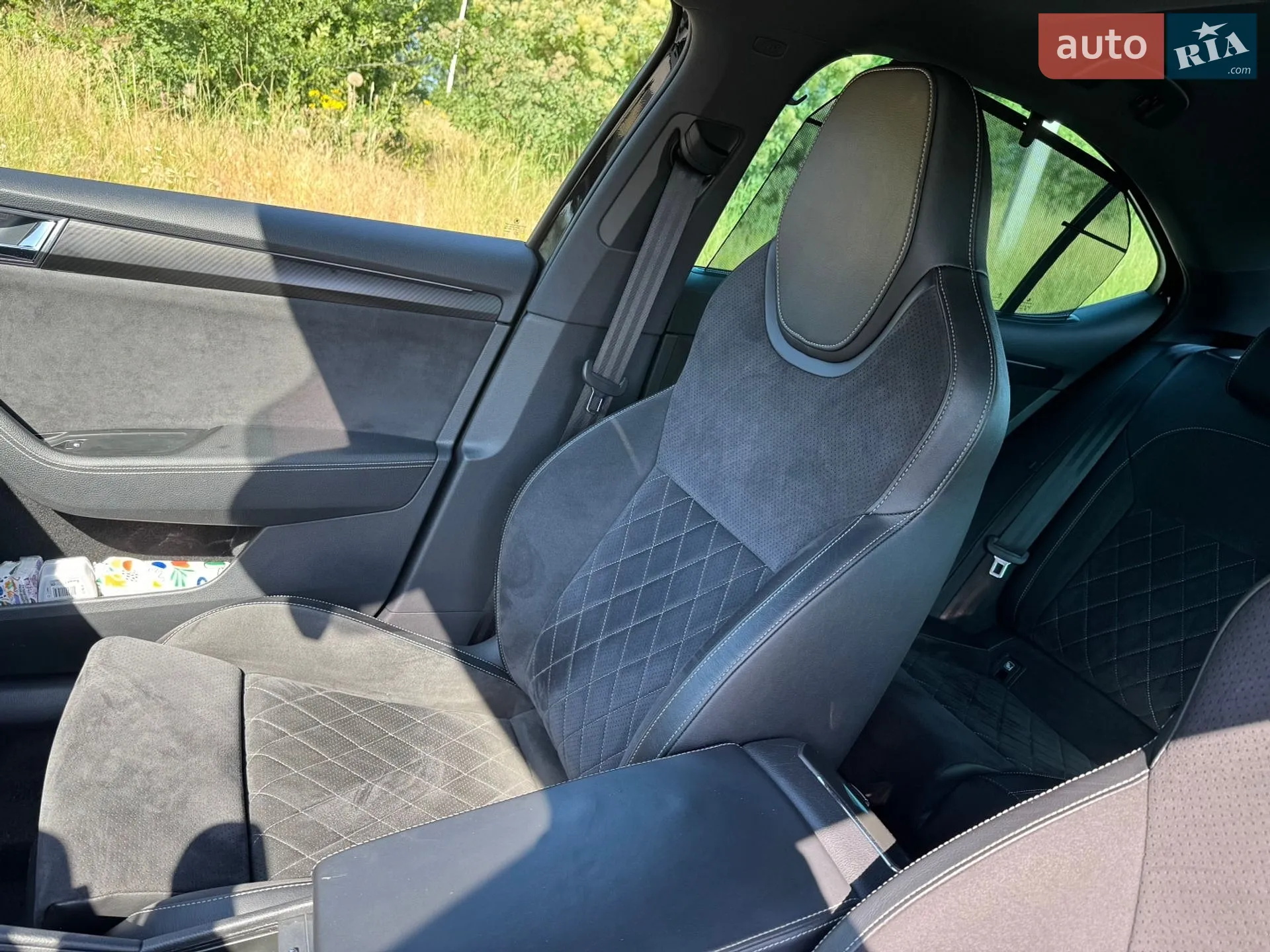Skoda Superb 2021 VIN TMBCR8NP0MB300154 фото оголошення 18 з 26