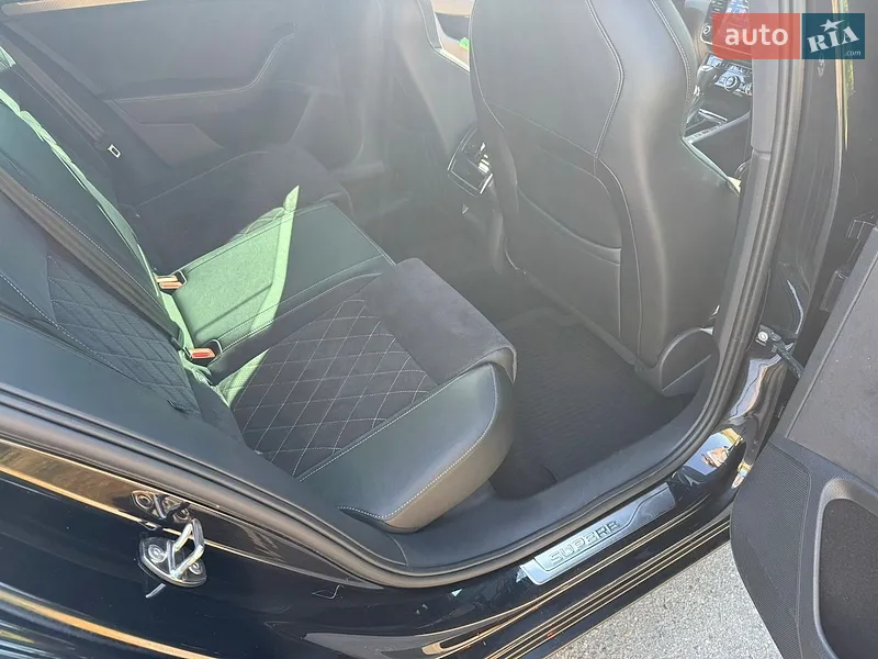 Skoda Superb 2021 VIN TMBCR8NP0MB300154 фото оголошення 25 з 69