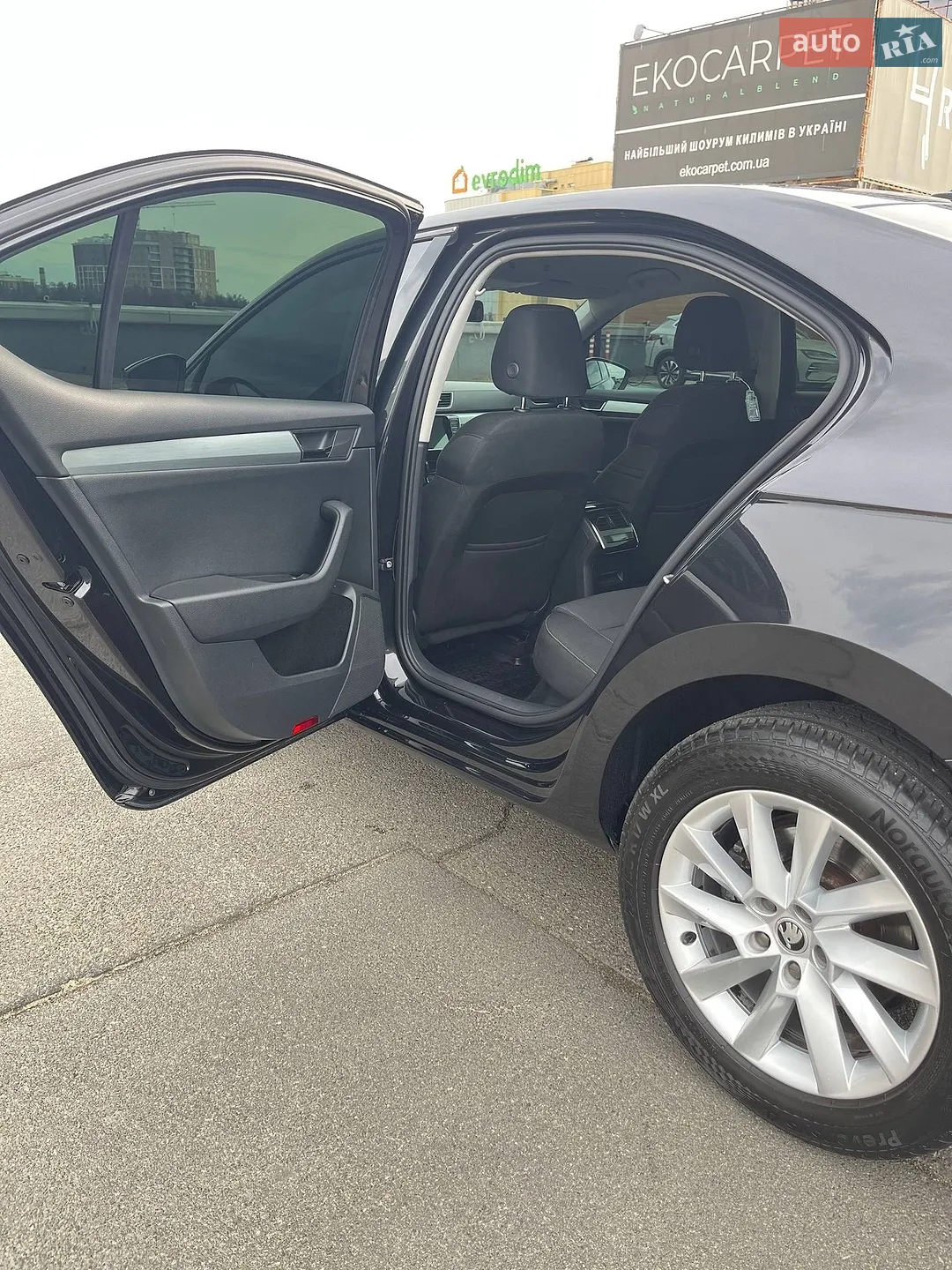 2016 Skoda Superb - мініатюра 28